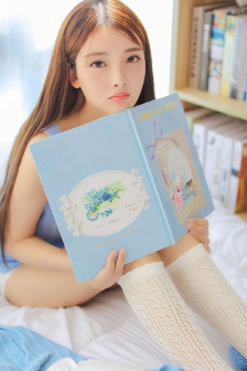 大奉打更人插花弄玉成语意思